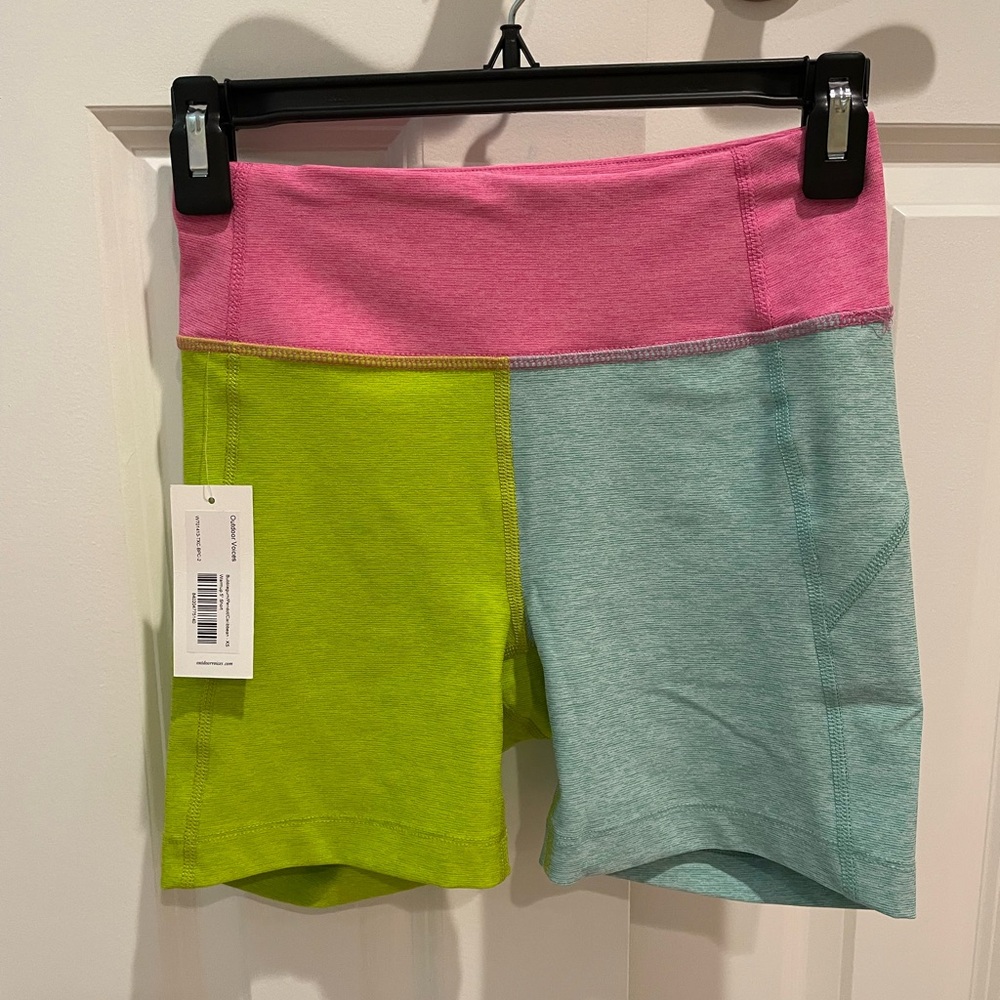 NWT Outdoor Voices Colorblock Biker Shorts - Picture 5 of 7